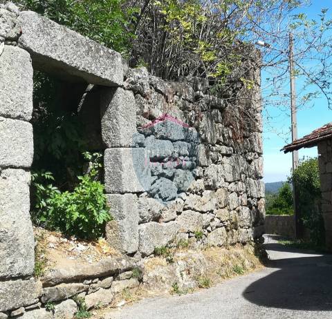 Moradia em Banda T3 Venda em Boa Aldeia, Farminhão e Torredeita,Viseu