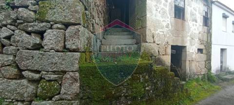 Moradia em Banda T3 Venda em Boa Aldeia, Farminhão e Torredeita,Viseu