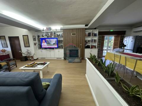 Moradia Geminada T4 Venda em Viseu,Viseu