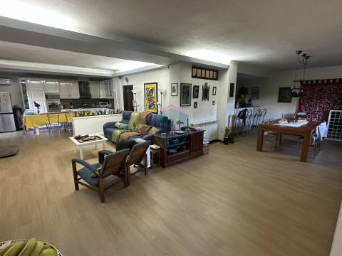 Moradia Geminada T4 Venda em Viseu,Viseu