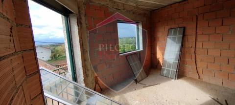 Prédio T1+2 Venda em Currelos, Papízios e Sobral,Carregal do Sal