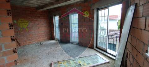 Prédio T1+2 Venda em Currelos, Papízios e Sobral,Carregal do Sal