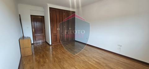 Moradia Geminada T4 Venda em São João de Lourosa,Viseu