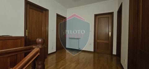 Moradia Geminada T4 Venda em São João de Lourosa,Viseu