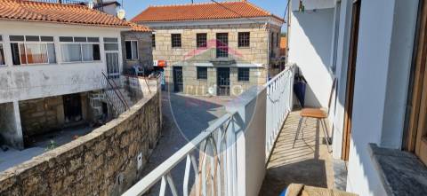 Moradia T3+2 Venda em Bodiosa,Viseu