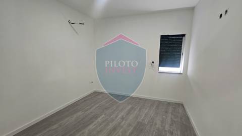 Moradia Isolada T3 Venda em São Miguel do Outeiro e Sabugosa,Tondela