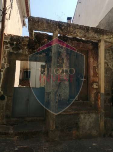 Moradia Geminada T2 Venda em Orgens,Viseu