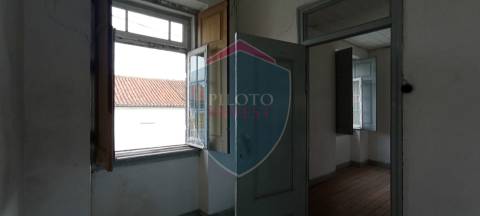 Moradia Rústica  Venda em Tavares (Chãs, Várzea e Travanca),Mangualde