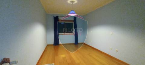 Moradia Geminada T4+1 Venda em Fragosela,Viseu