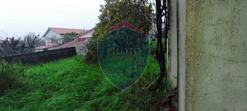 Moradia Geminada T4+1 Venda em Fragosela,Viseu