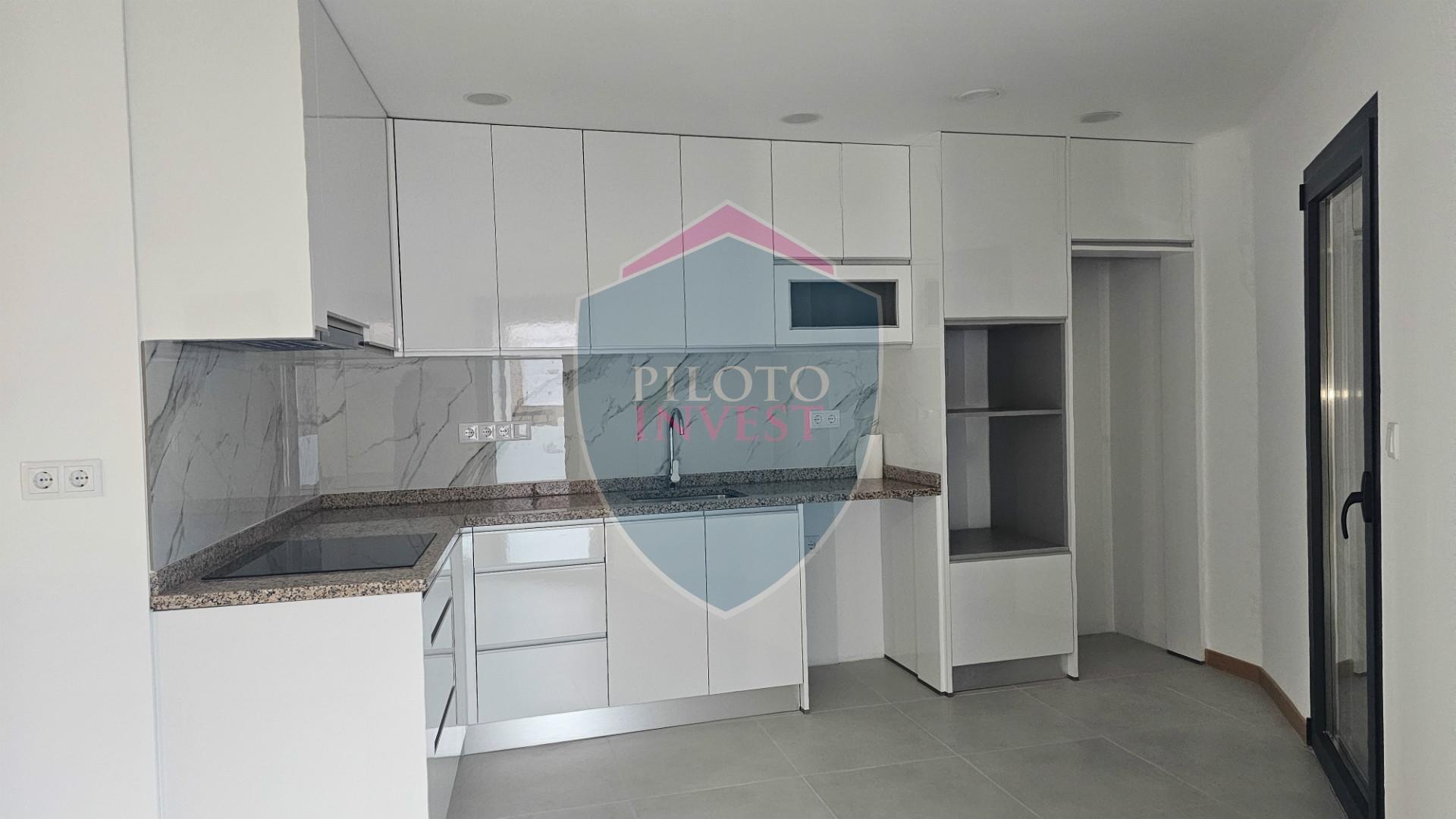 Moradia Geminada T3 Arrendamento em Rio de Loba,Viseu