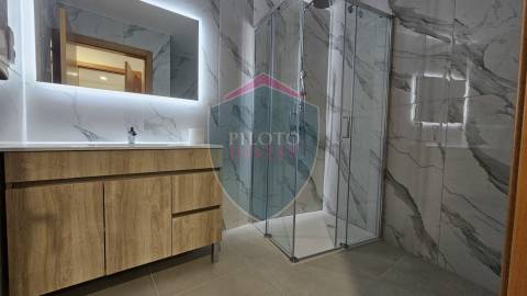 Moradia Geminada T3 Arrendamento em Rio de Loba,Viseu