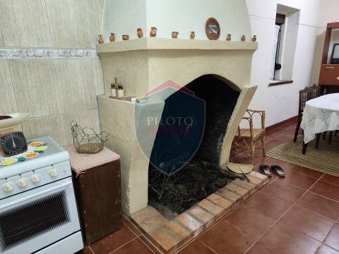 Moradia Isolada T3 Venda em Eirado,Aguiar da Beira