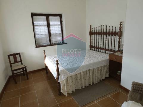 Moradia Isolada T3 Venda em Eirado,Aguiar da Beira