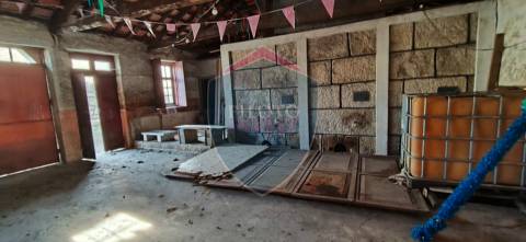 Moradia Isolada T3 Venda em Eirado,Aguiar da Beira