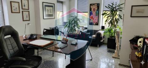 Escritório  Arrendamento em Viseu,Viseu