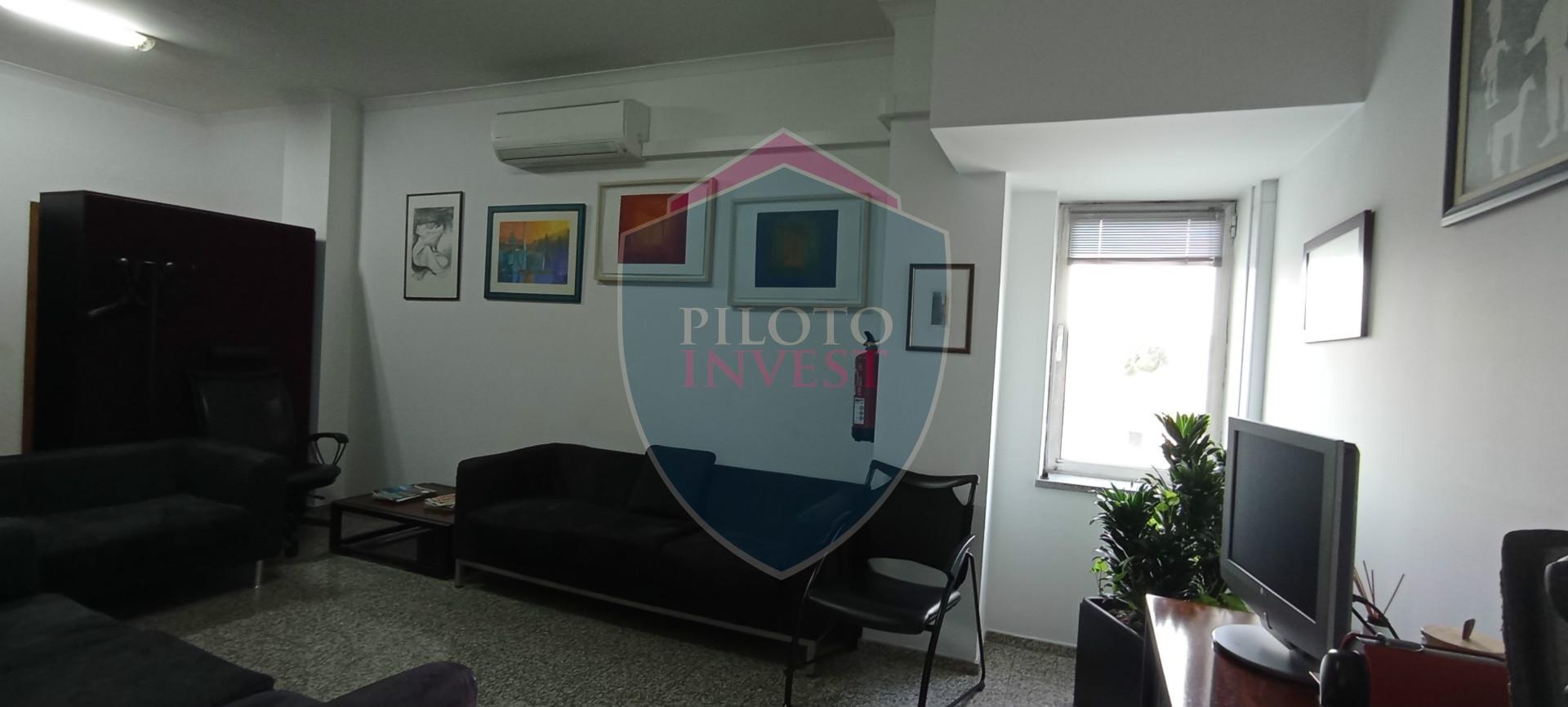 Escritório  Arrendamento em Viseu,Viseu