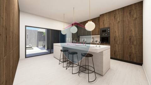 Moradia Geminada T4 Venda em Viseu,Viseu