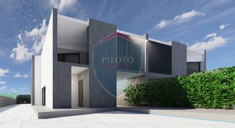 Moradia Geminada T4 Venda em Viseu,Viseu