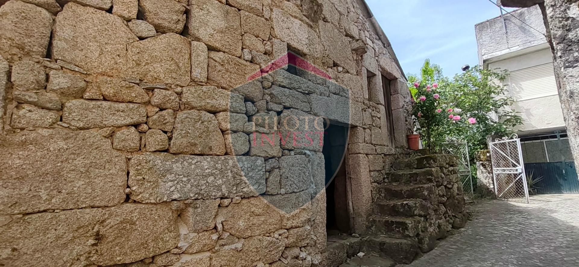 Moradia T4 Venda em Couto de Baixo e Couto de Cima,Viseu