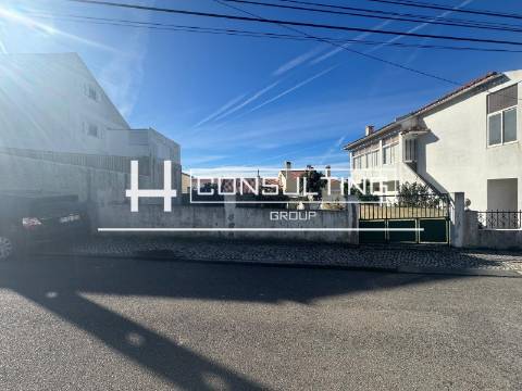 Terreno Para Construção  Venda em Ramada e Caneças,Odivelas