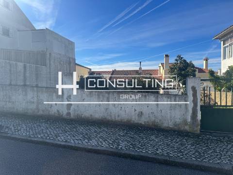 Terreno Para Construção  Venda em Ramada e Caneças,Odivelas