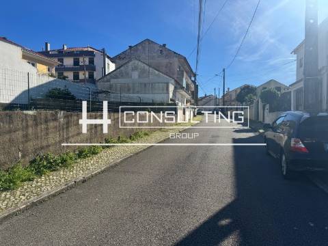 Terreno Para Construção  Venda em Ramada e Caneças,Odivelas