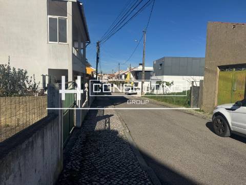 Terreno Para Construção  Venda em Ramada e Caneças,Odivelas