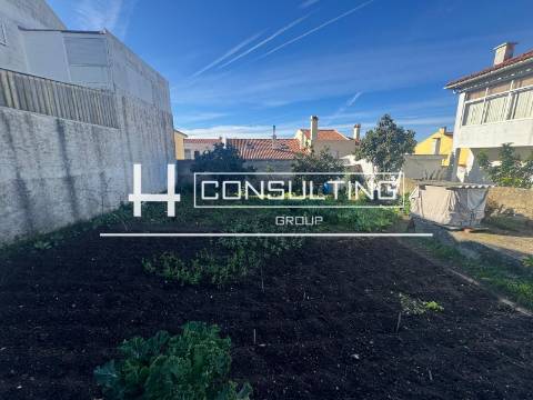 Terreno Para Construção  Venda em Ramada e Caneças,Odivelas
