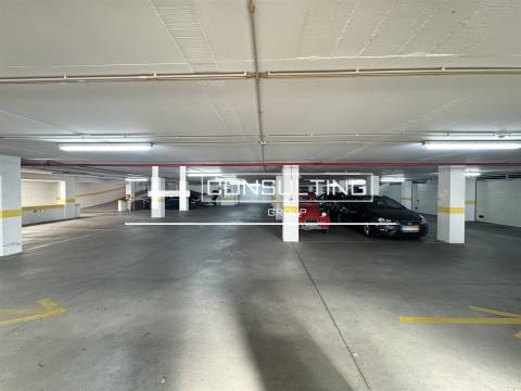 Garagem  Venda em Carcavelos e Parede,Cascais