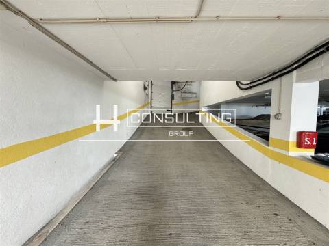 Garagem  Venda em Carcavelos e Parede,Cascais