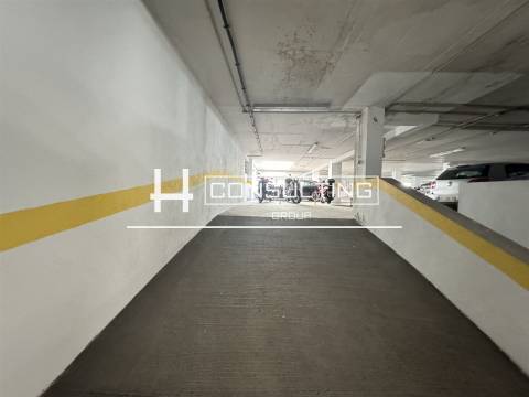 Garagem  Venda em Carcavelos e Parede,Cascais