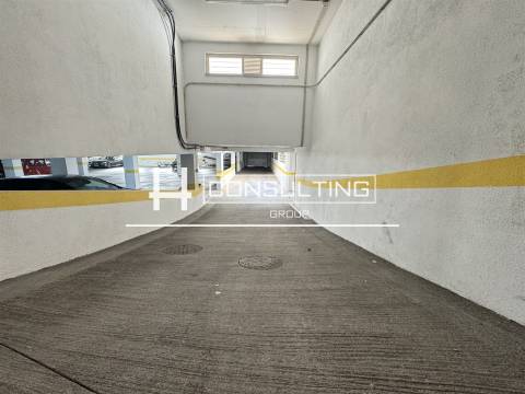 Garagem  Venda em Carcavelos e Parede,Cascais