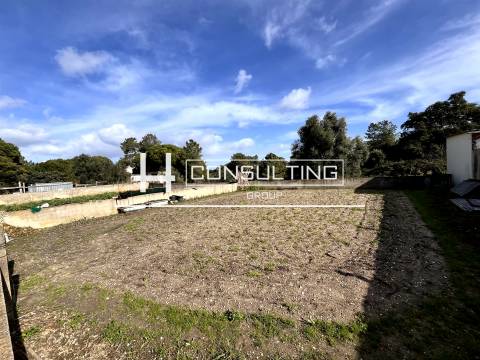 Terreno Para Construção  Venda em Seixal, Arrentela e Aldeia de Paio Pires,Seixal