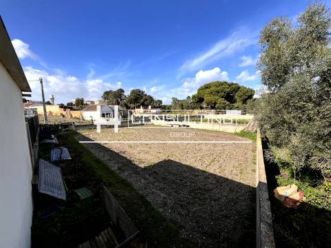 Terreno Para Construção  Venda em Seixal, Arrentela e Aldeia de Paio Pires,Seixal