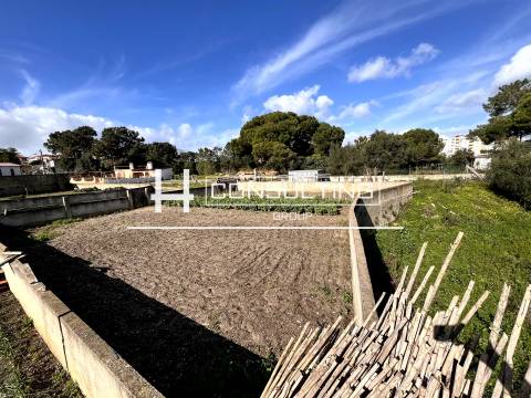 Terreno Para Construção  Venda em Seixal, Arrentela e Aldeia de Paio Pires,Seixal
