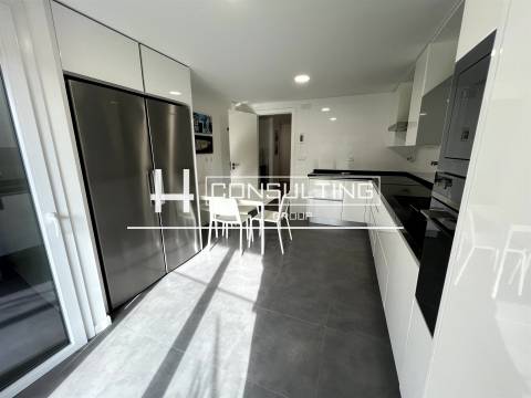 Apartamento T3 Venda em Oeiras e São Julião da Barra, Paço de Arcos e Caxias,Oeiras