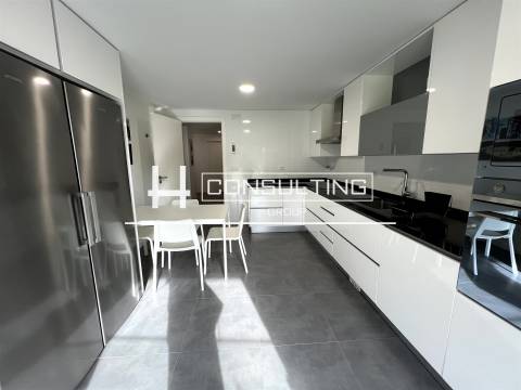 Apartamento T3 Venda em Oeiras e São Julião da Barra, Paço de Arcos e Caxias,Oeiras