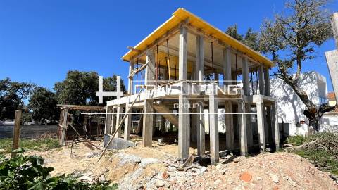 Moradia T3+1 Venda em Azeitão (São Lourenço e São Simão),Setúbal