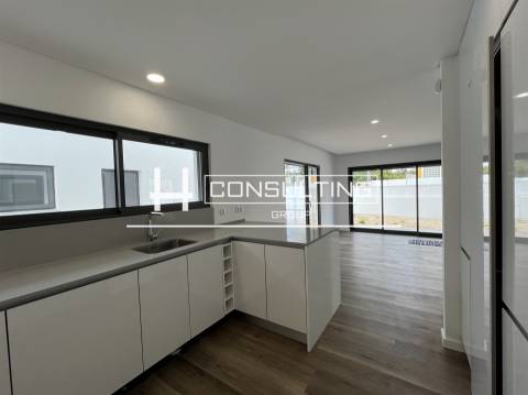 Apartamento T3 Venda em Corroios,Seixal