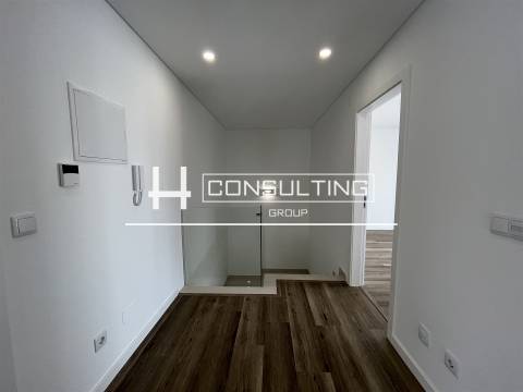Apartamento T3 DUPLEX Venda em Corroios,Seixal