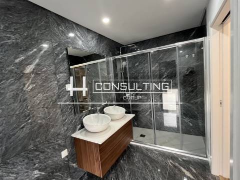 Apartamento T3 DUPLEX Venda em Corroios,Seixal