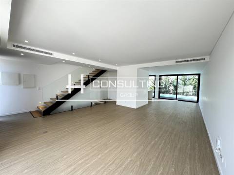 Moradia T3 Venda em Porto Salvo,Oeiras