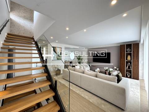 Moradia T4 Venda em Porto Salvo,Oeiras