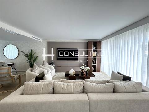 Moradia T4 Venda em Porto Salvo,Oeiras