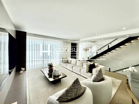 Moradia T4 Venda em Porto Salvo,Oeiras