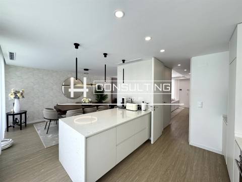 Moradia T4 Venda em Porto Salvo,Oeiras