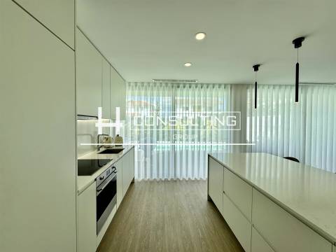 Moradia T4 Venda em Porto Salvo,Oeiras