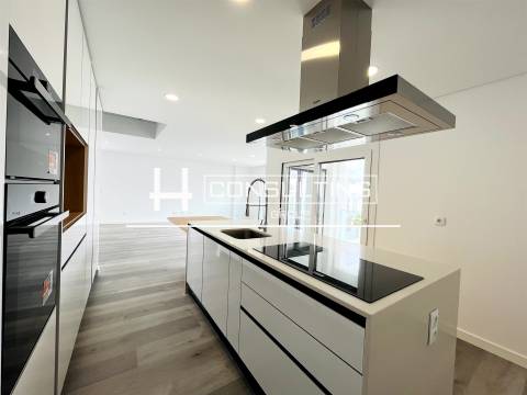 Apartamento T3 Venda em Corroios,Seixal