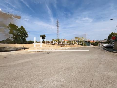 Lote de Terreno  Venda em Amora,Seixal